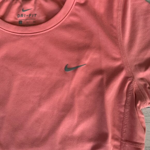 Nike Running Dri-Fit Short Sleeve Crewneck Pink Top Shirt - Picture 2 of 9